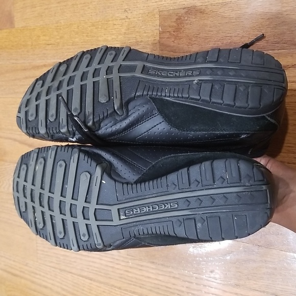 Black Sketchers sneakers size 10 - Picture 10 of 12